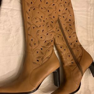 Tan knee high leather boots with beautiful leaf cutout design size 9 Mia